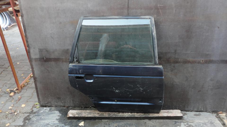 Дверь боковая - Volkswagen Passat 3 (1988-1993)