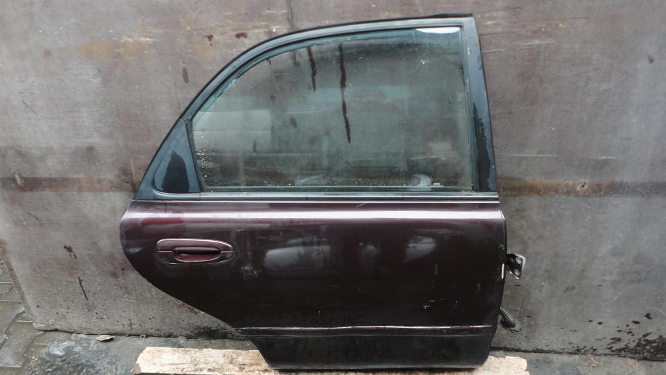 Дверь боковая - Mazda 626 (1997-2001)