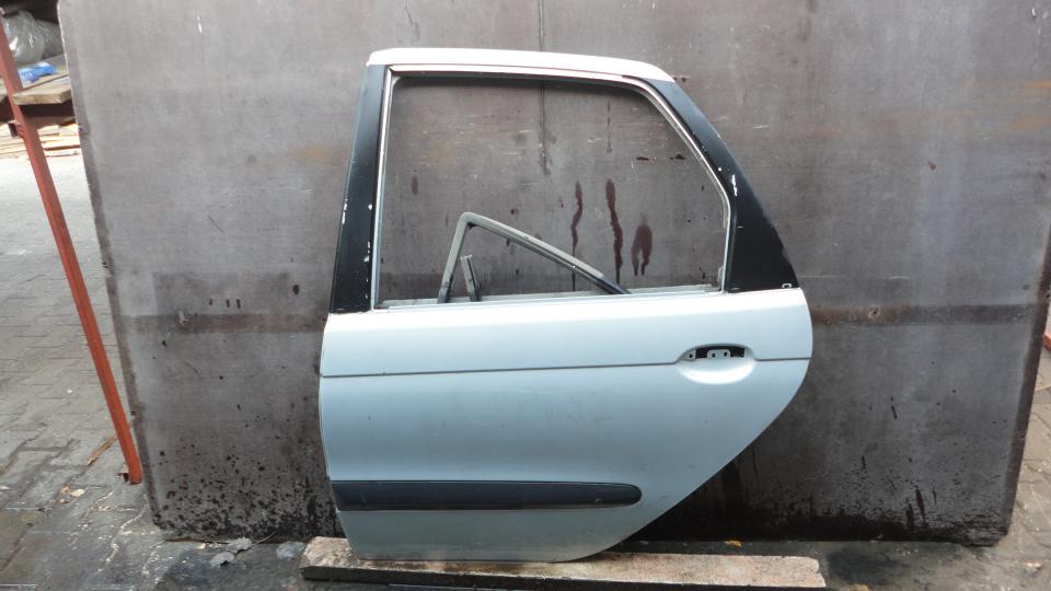 Дверь боковая - Renault Scenic (1996-2002)