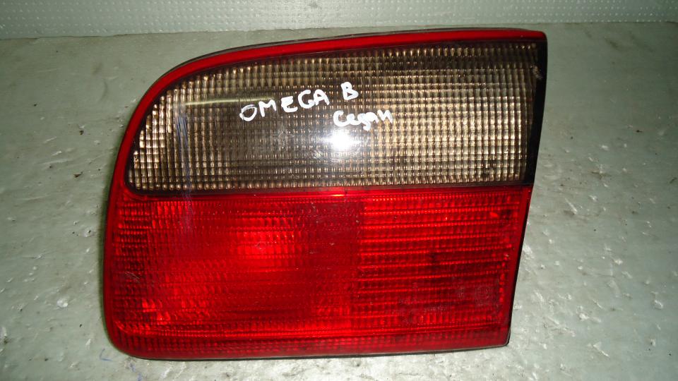 Фонарь крышки багажника - Opel Omega A (1986-1994)