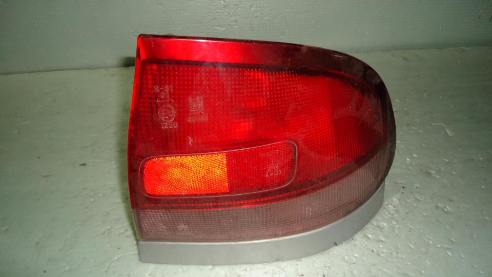 Фонарь - Mazda 626 (1997-2001)