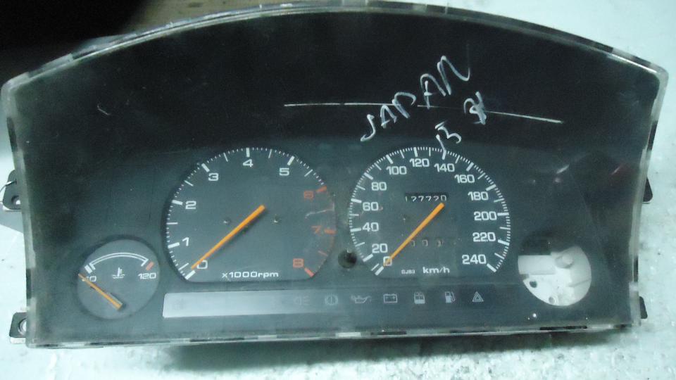 Щиток приборов (приборная панель) - Mazda 626 (1997-2001)