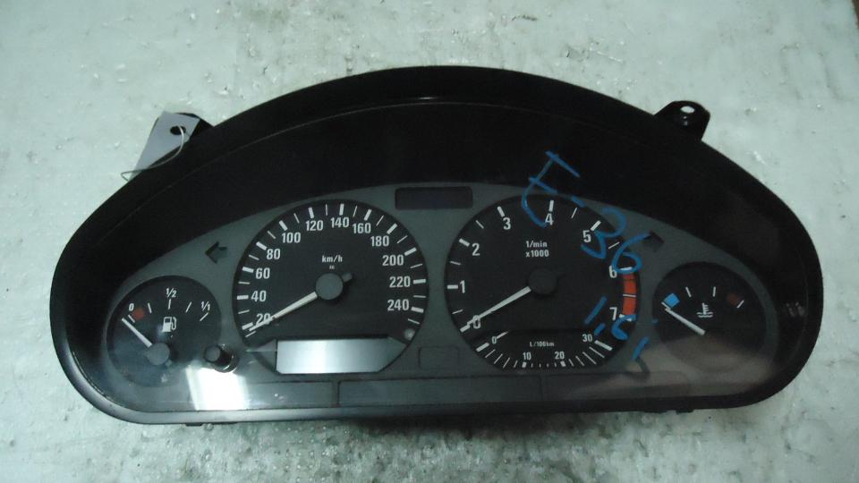 Щиток приборов (приборная панель) - BMW 3 E36 (1991-1998)