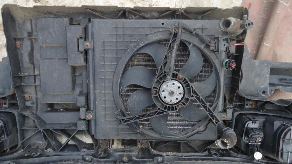 Вентилятор радиатора основного - Volkswagen Bora (1998-2005)