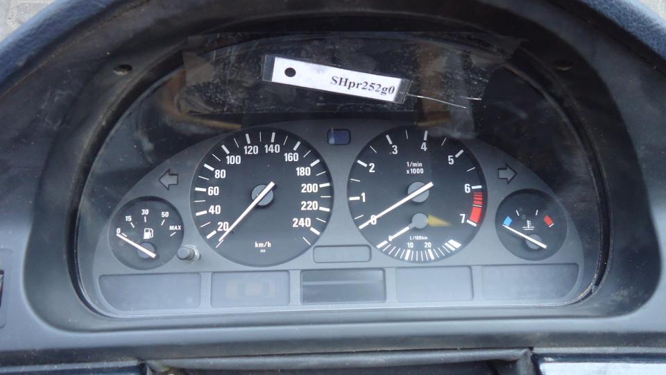 Щиток приборов (приборная панель) - BMW 5 E39 (1995-2003)