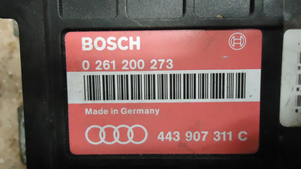 Блок управления ЭБУ (двигателя) - Audi 80 B3 (1986-1991)