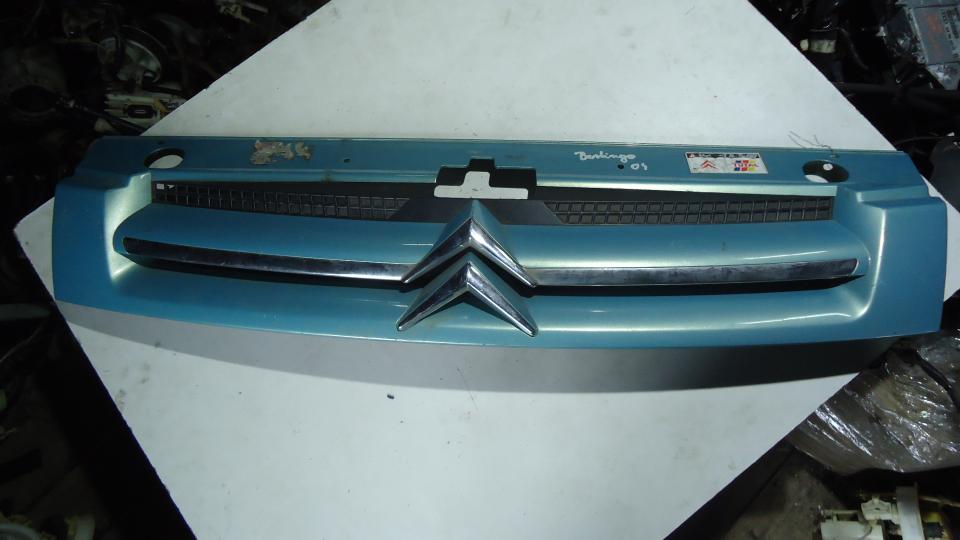 Решетка радиатора (капота) - Citroen Berlingo (1996-2012)