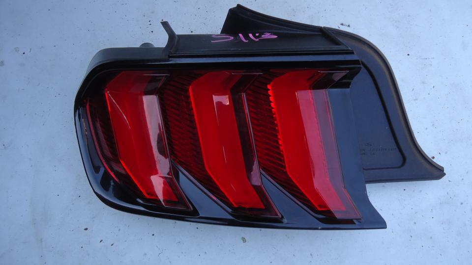 Фонарь - Ford Mustang (2014-2020)