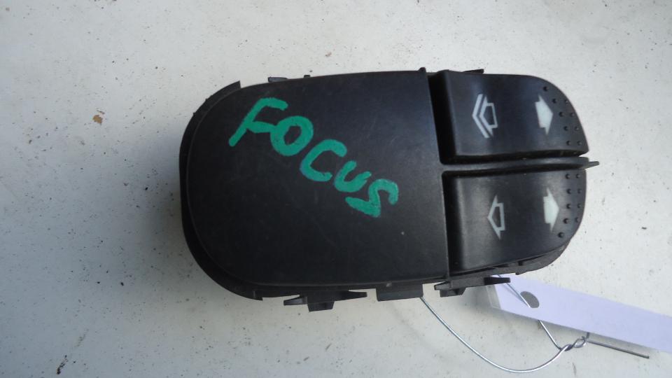 Кнопки стеклоподъемника - Ford Focus 1 (1998-2004)