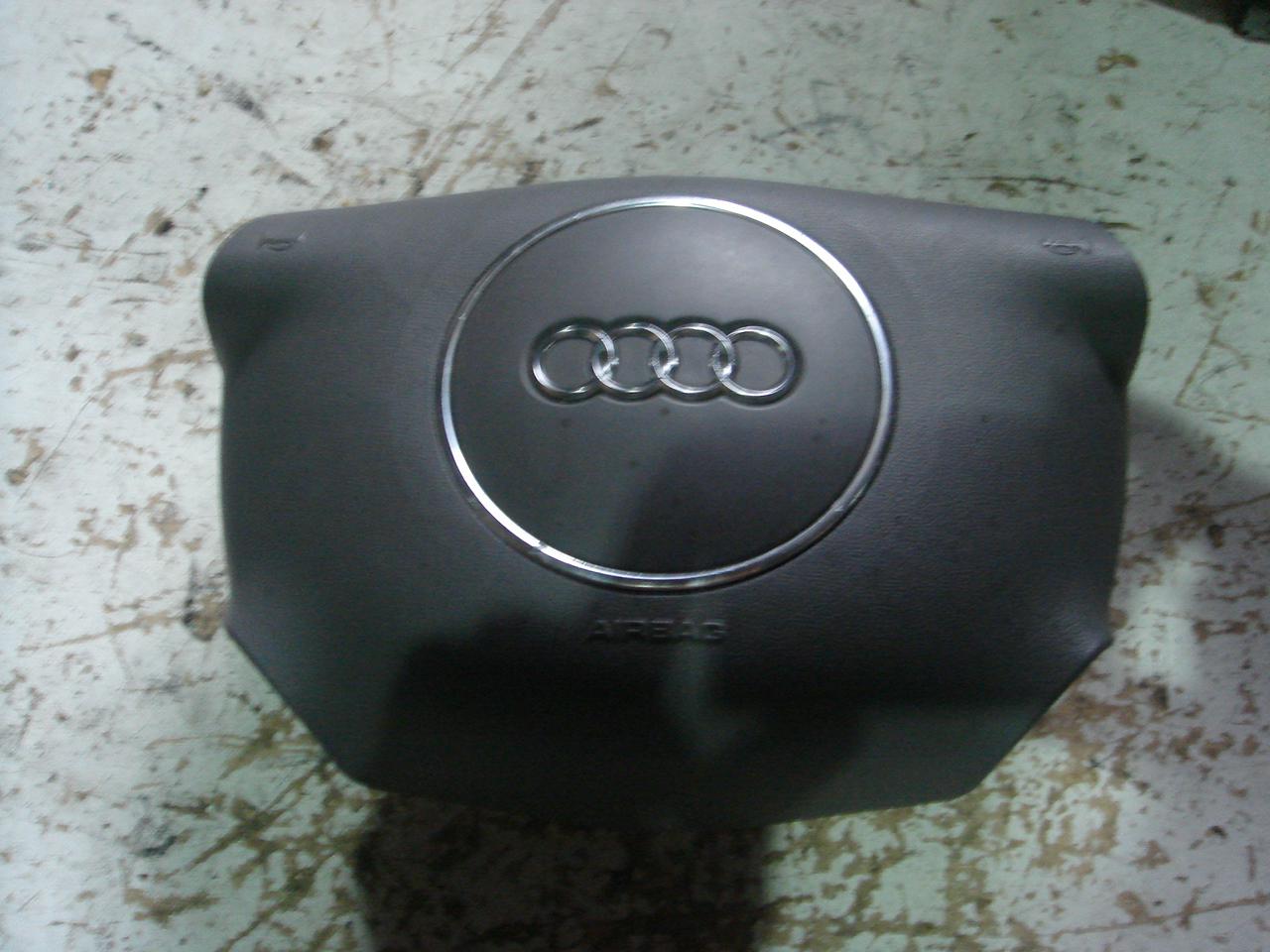 Подушка безопасности (Airbag) водителя - Audi A6 C5 (1997-2004)