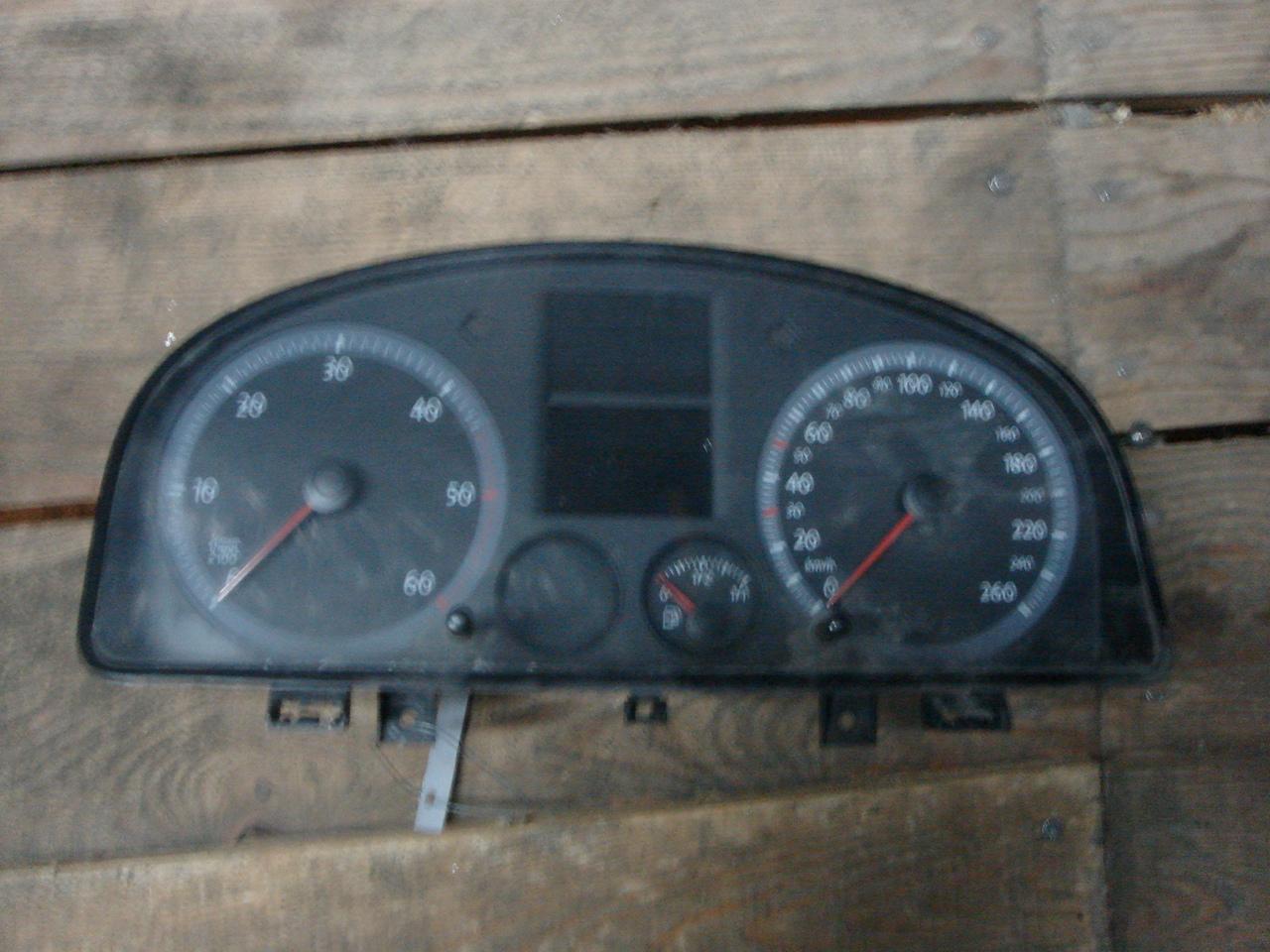Щиток приборов (приборная панель) - Volkswagen Caddy 2 (1995-2004)