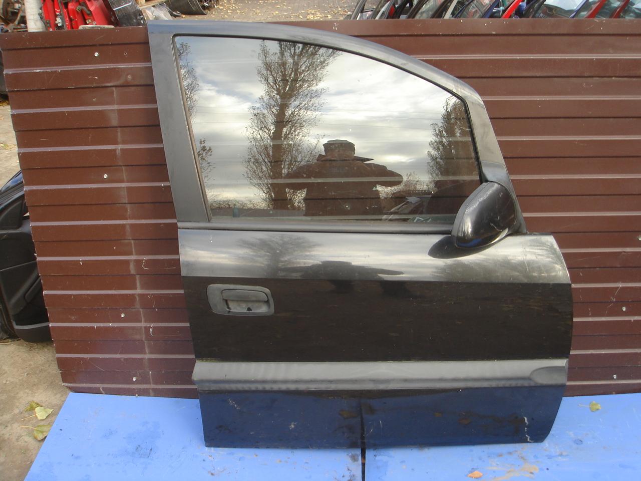 Стекло боковой двери - Opel Zafira C (2011-2019)
