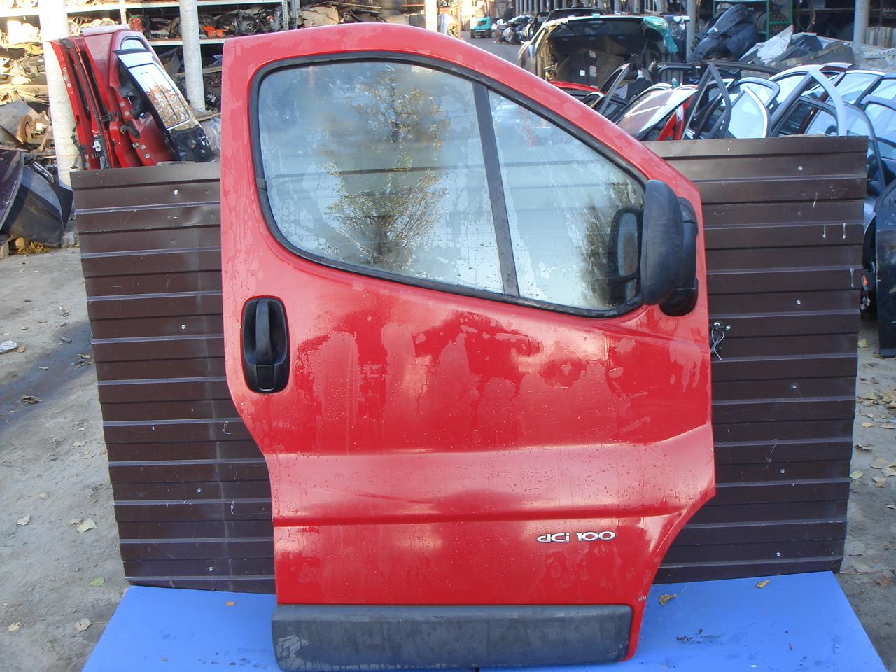 Стекло боковой двери - Renault Trafic (1989-2001)