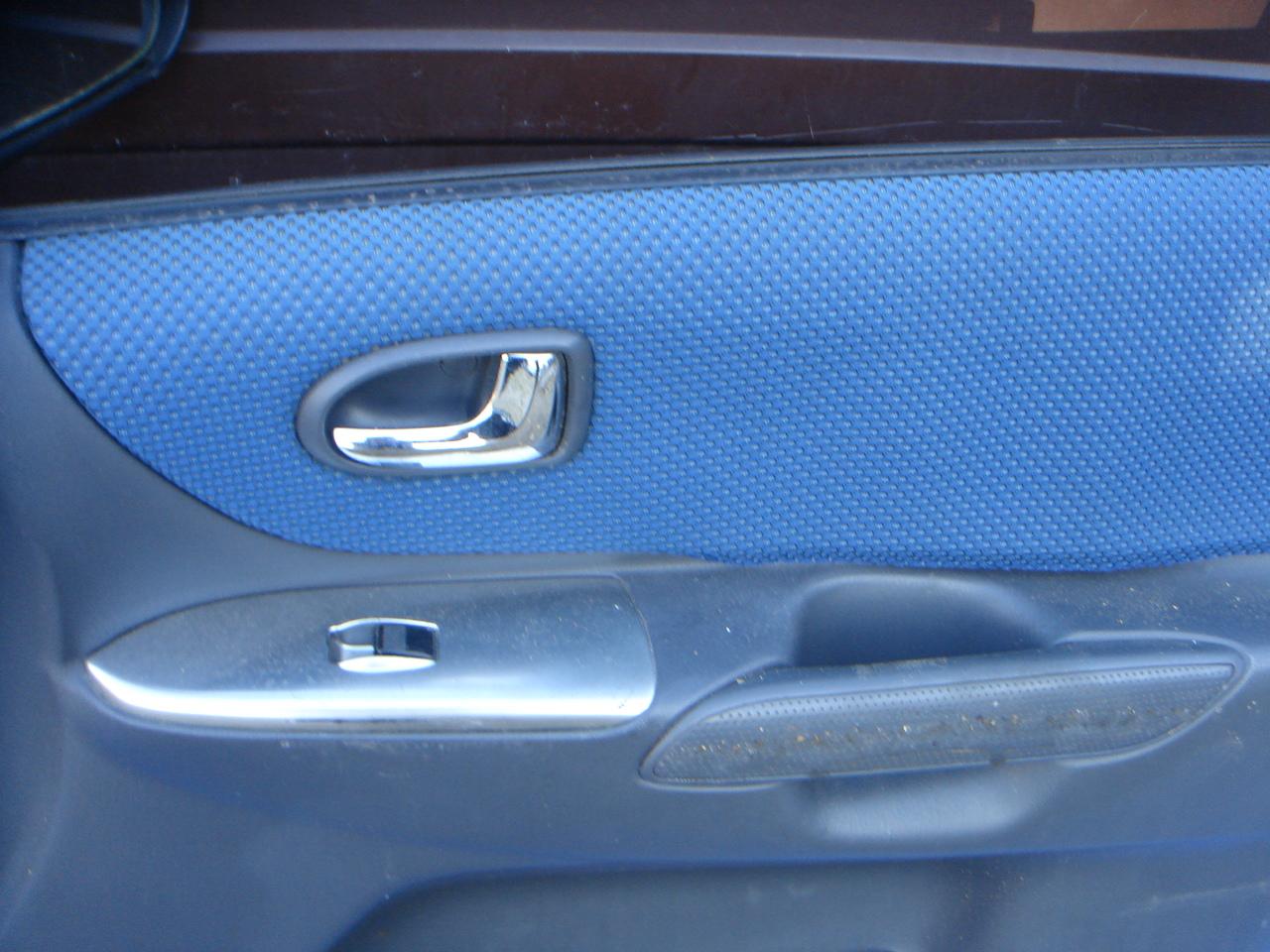 Ручка внутренняя - Mazda Premacy (1999-2007)