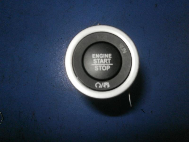 Кнопка Start/Stop - Dodge Charger (2014-н.в.)