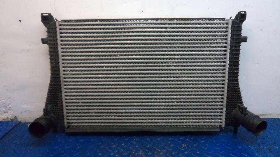 Радиатор интеркулера - Skoda SuperB (2001-2008)